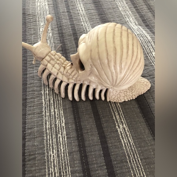 NWT Crazy bonez Snail skeleton Halloween - Picture 2 of 4